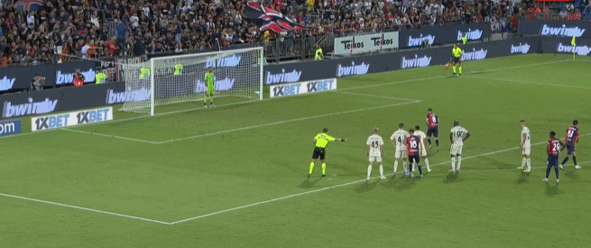 某球星赛后泪崩，场面令人动容