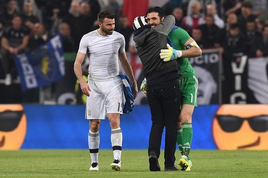 齐沃谈萨拉赫：我们清楚他对利物浦的意义，他们还有其他球星